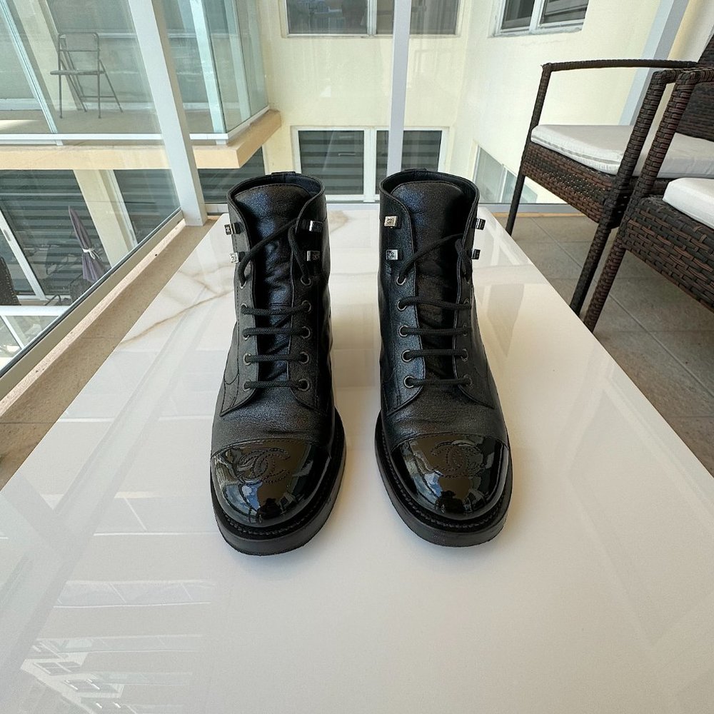 Chanel Combat Ankle Boots Black Size 38 Original Women - Picture 3 of 16